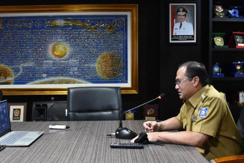 Melalui Video Conference, Gubernur Erzaldi Rosman Berikan Semangat Belajar kepada Siswa di Tengah Wabah Covid-19
