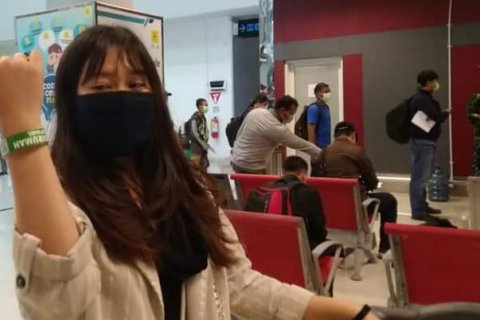 ODP Kenakan Gelang Khusus Diminta Download Aplikasi Fight Covid-19, dan Tolong Jangan Dilepas   